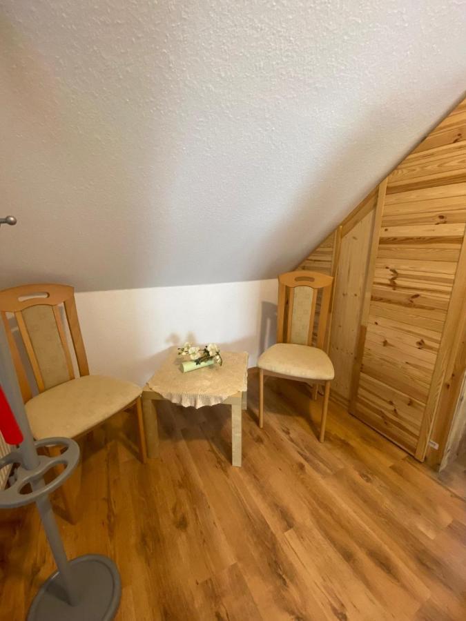 Dachgeschoss Apartment Mit Ausblick Halle  Bagian luar foto